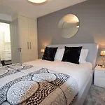 Oakfield Place - Your Apartment
